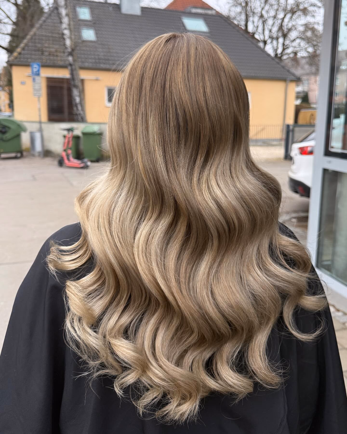 Kühles Blond (Damen) bei Haar Exakt in Augsburg-Pfersee