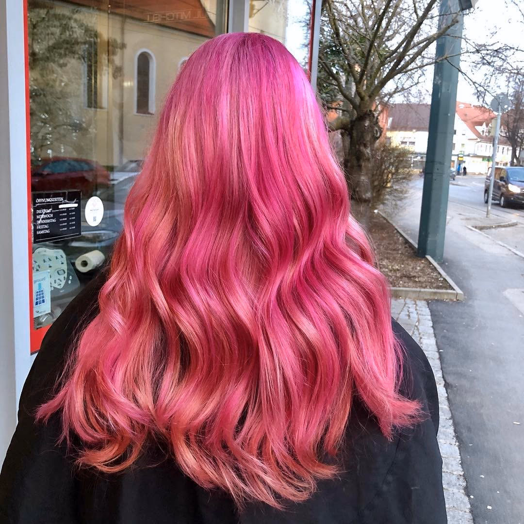 Pink (Damen) bei Haar Exakt in Augsburg-Pfersee