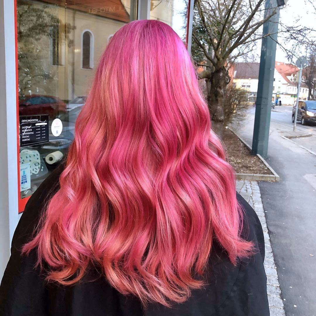 Pink (Damen) bei Haar Exakt in Augsburg-Pfersee